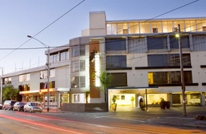 cosmopolitan hotel melbourne st kilda